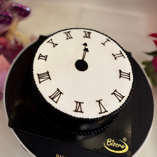 Clock Black & White New Year Cake