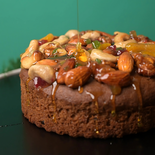 NUTTY PLUM CAKE